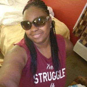 Meet your Posher, Rena